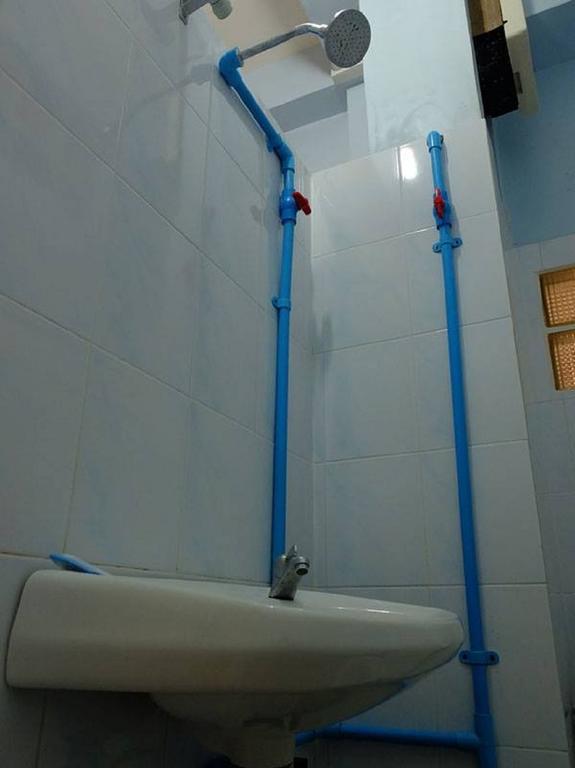 Penguin Hotel Kawthaung Exterior photo